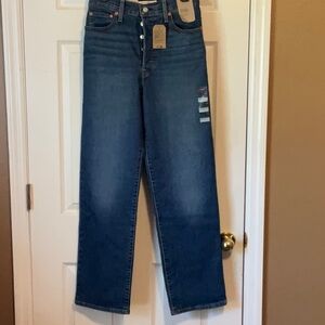 Levi Women’s High Rise Ribcage Straight Leg Medium Wash Denim Jeans Size 29x32